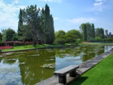 Parco Giardino Sigurtà in Italy is a beautiful, many awards winning garden located pretty short drive from Lake Garda. It is a great place for a half-day trip.